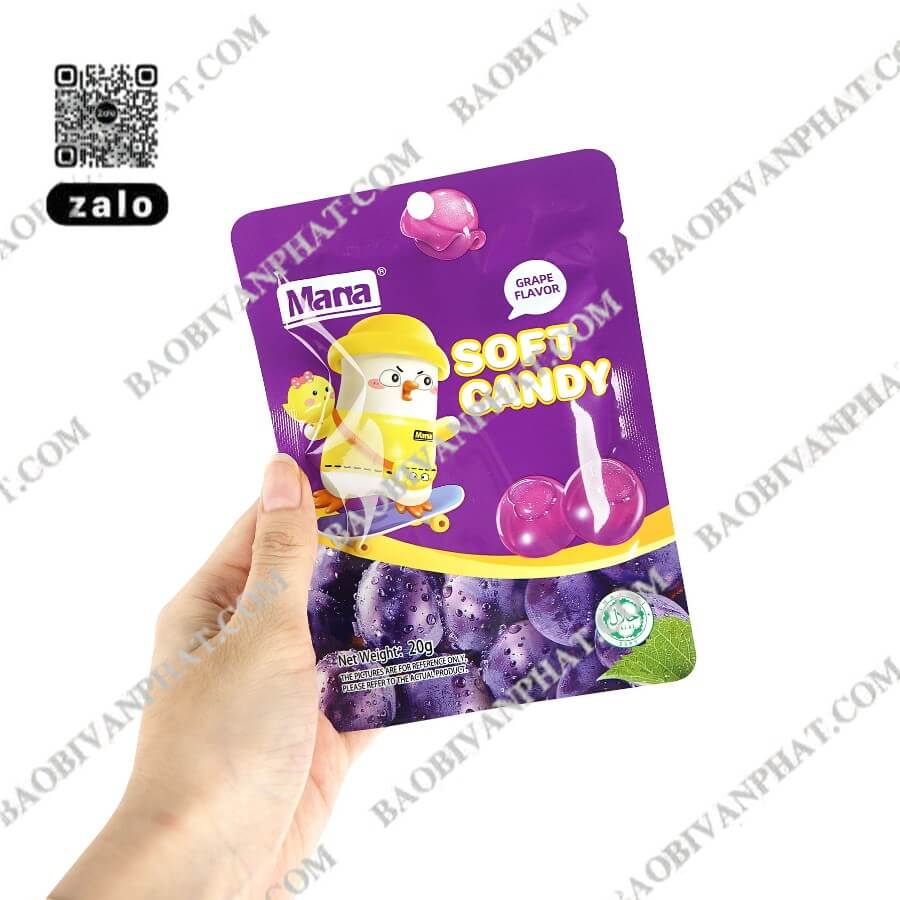 Túi 3 biên hương nho kích thước nhỏ gọn, chất liệu màng ghép bền đẹp và chống ẩm hiệu quả.